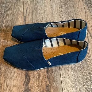 *NWOT*Toms Alpargata Heritage Canvas